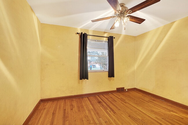 Building Photo - 1721 Woodruff Place Cross Dr