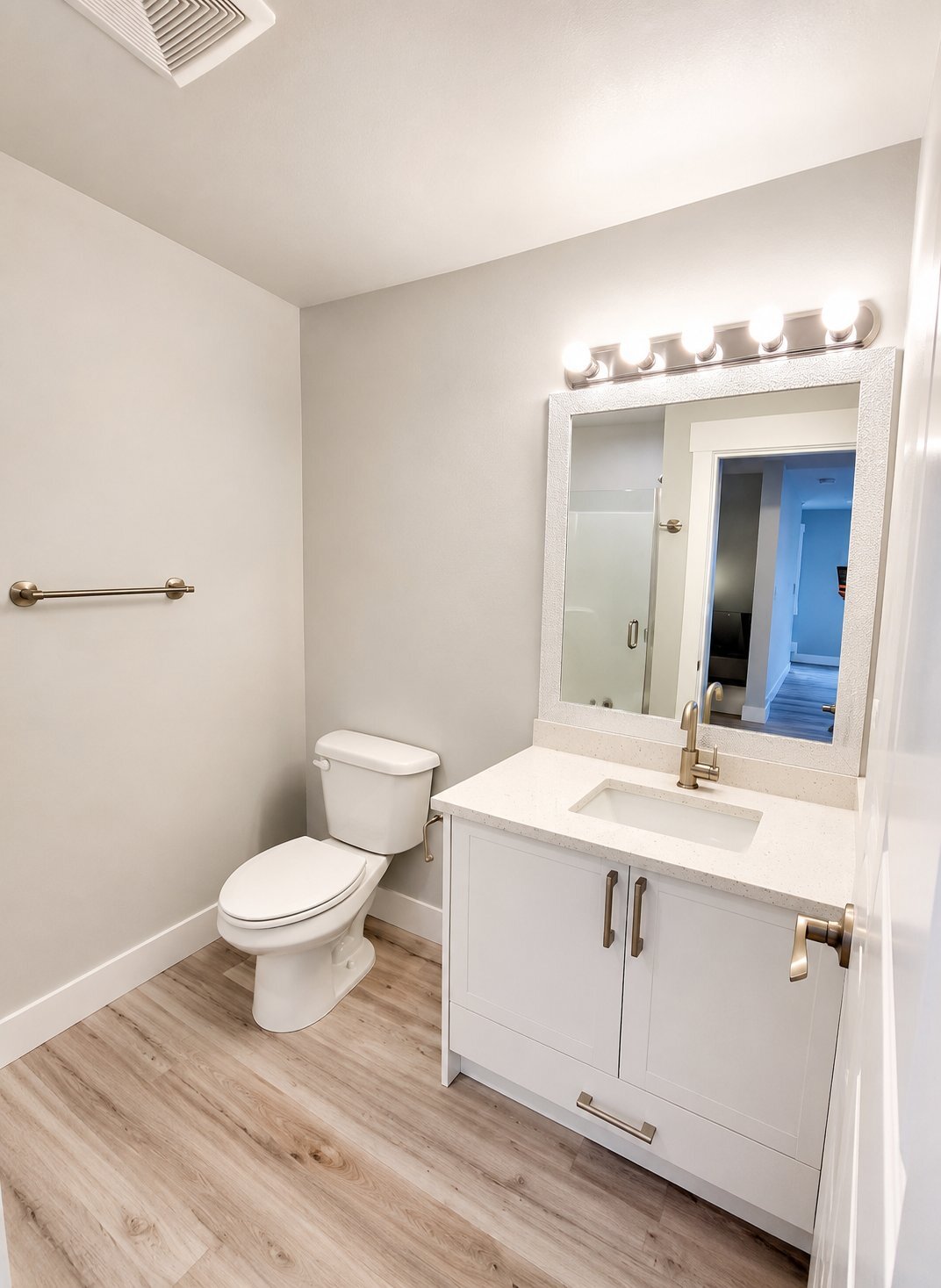 Building Photo - 5797 Golden Eagle Dr