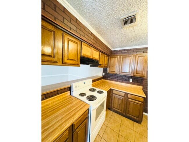 Building Photo - ***3 BEDROOM IN MESQUITE***