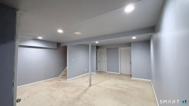 Building Photo - 3409 Whitney Ave
