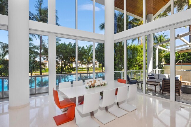 Building Photo - 1000 S Ocean Blvd