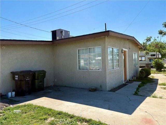 Building Photo - 134 E Cluster St