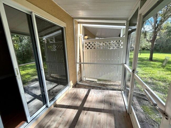 Building Photo - 6211 Ashbury Palms Dr