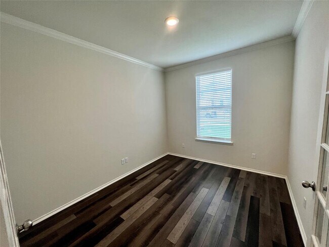 Building Photo - 353 Grace Lilly Dr