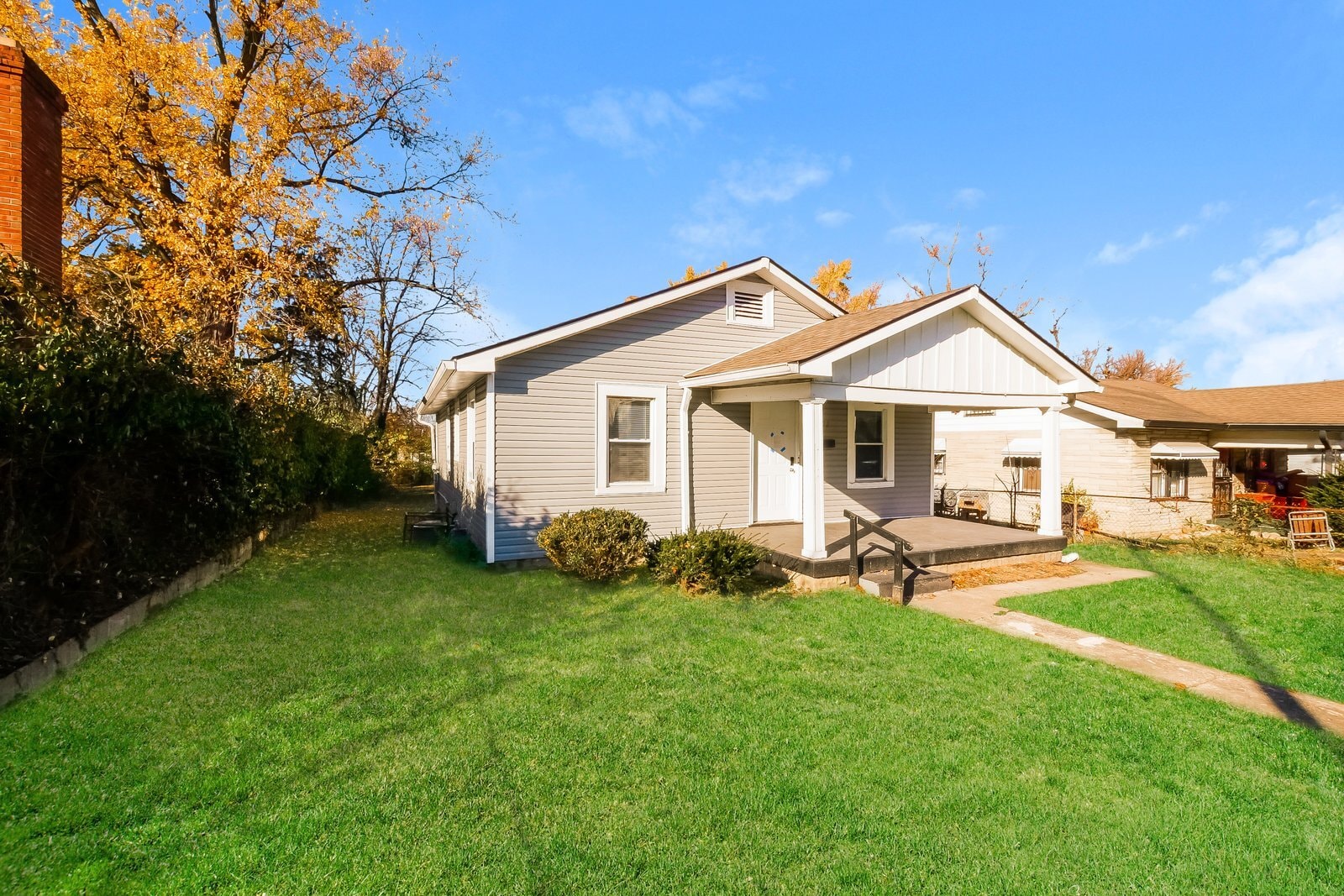 Building Photo - 3772 N Parker Ave