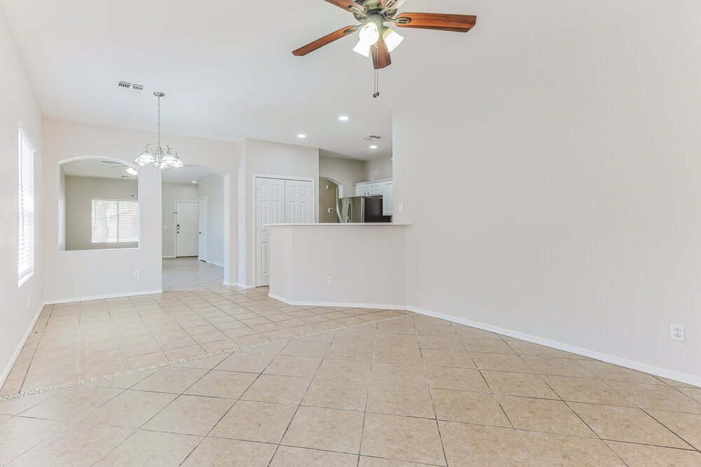 Building Photo - 2903 E Pinto Valley Rd