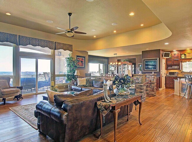 Building Photo - 7975 Ruststone Ct