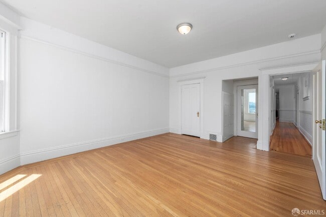Building Photo - 3877 Jackson St