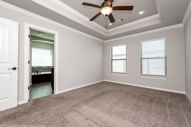Building Photo - ***1001 Gardenia Street***