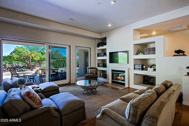 Building Photo - 34061 N 67th St