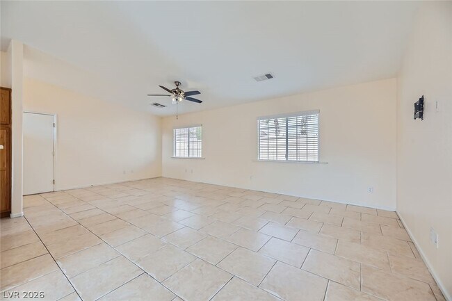 Building Photo - 5173 Panguitch Dr