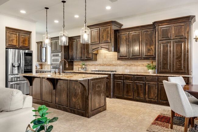 Building Photo - 7944 Cherry Springs Ct