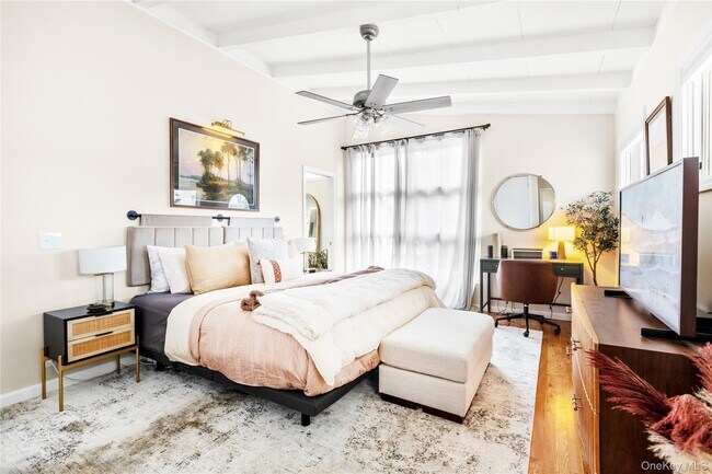 Building Photo - 58 N Howells Point Rd