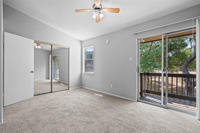 Building Photo - 1806 River Crossing Cir