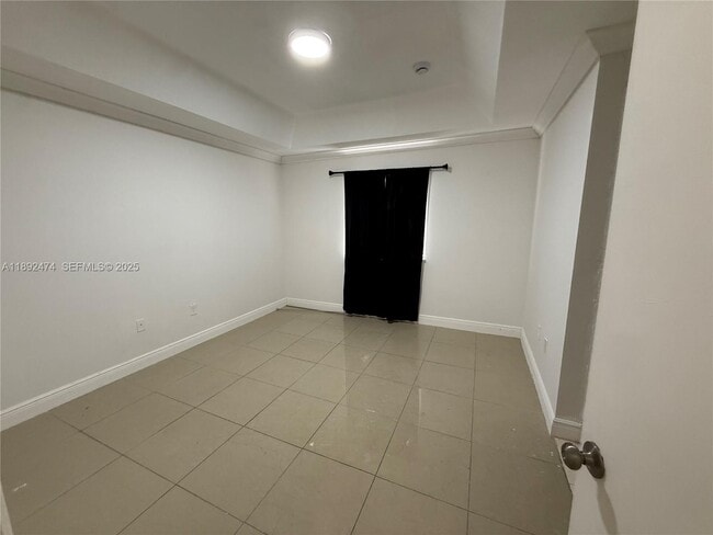 Building Photo - 1512 SE 31st Ct