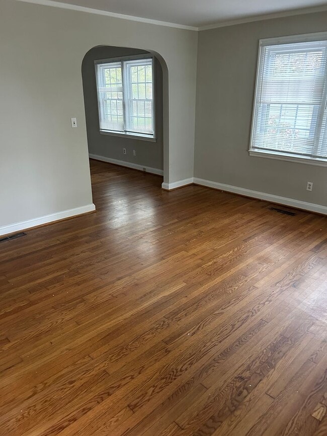 Building Photo - 3 Bedroom/ 2 Bath Home In High Point- Move In Special $500.00 off the 1st month with a 13 month l...