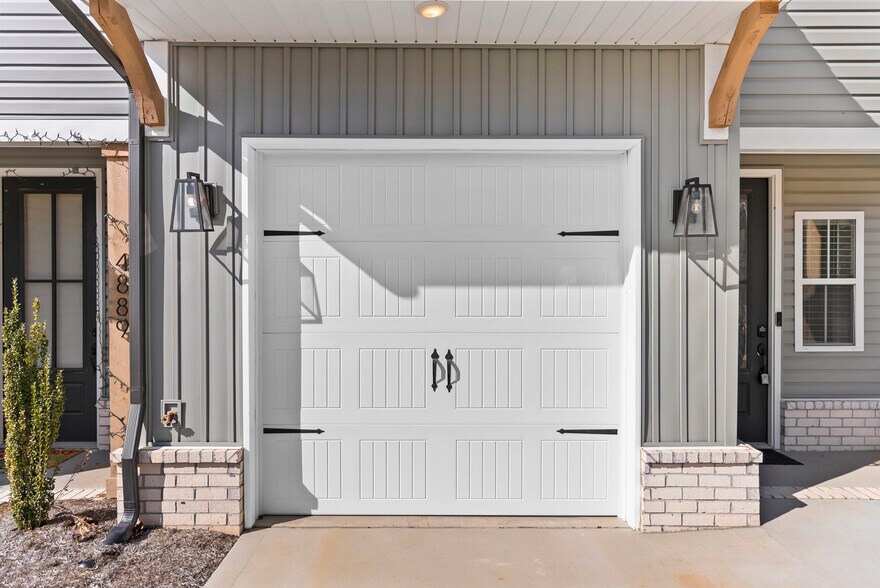 Building Photo - 4891 Ancient Glacier Ln