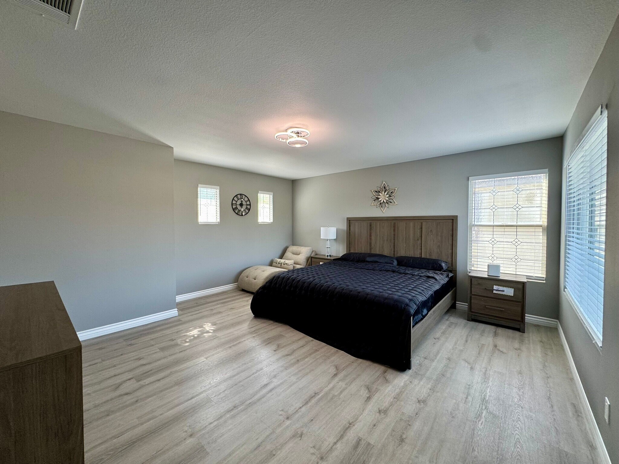 Primary bedroom - 16224 Chadwick Ct