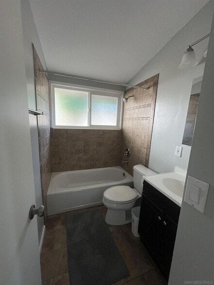 Building Photo - 16631 Sundown Dr