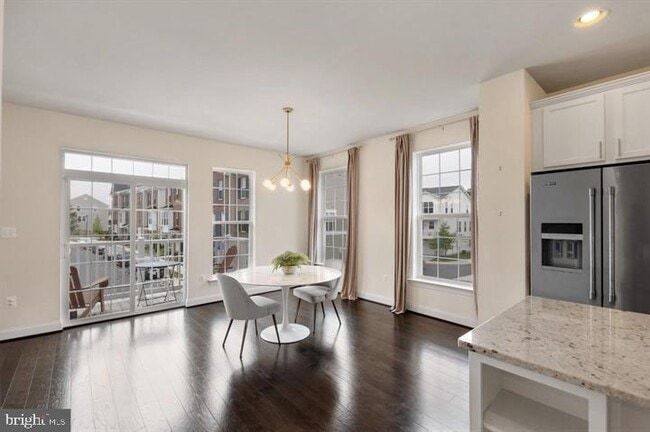 Building Photo - 46077 Hall Rd