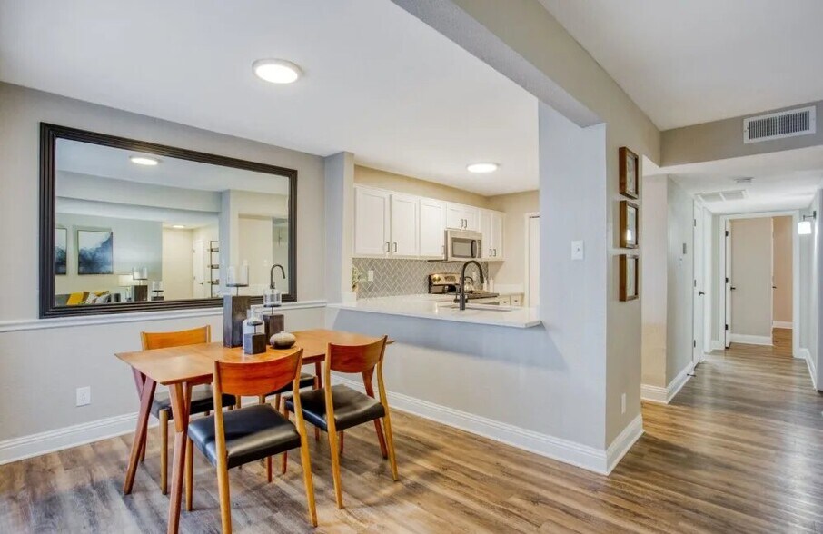 Building Photo - 5151 Verde Valley Ln