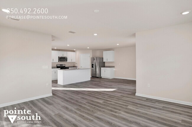 Building Photo - 32038 Lyon Rd