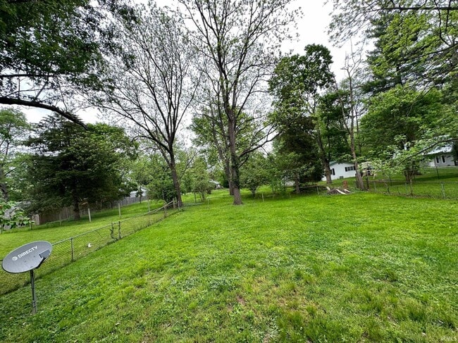 Building Photo - 2417 S Madison St