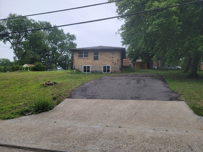 Building Photo - 6128 Fee Fee Rd