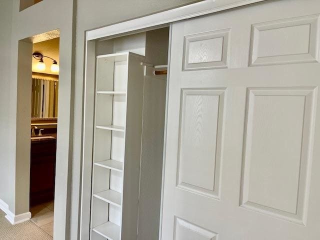 Building Photo - 211 Swan Ct