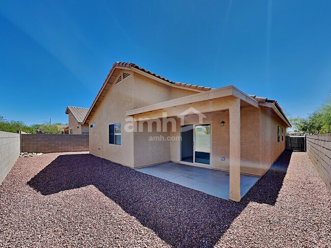Building Photo - 7856 S Splinter Way