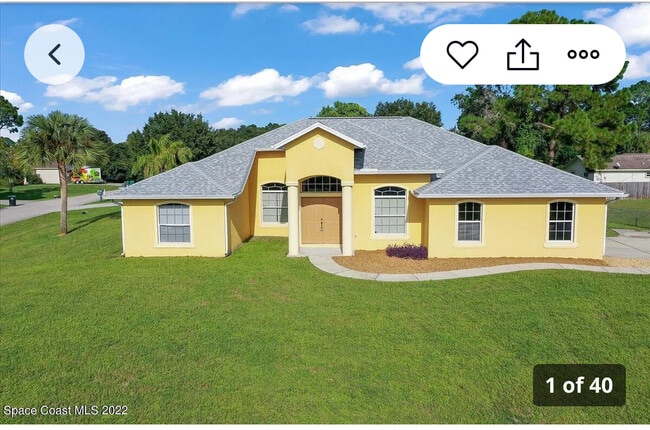 Building Photo - 525 Justine Ave NW