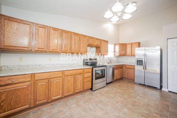 Building Photo - 7356 Pipestone Dr