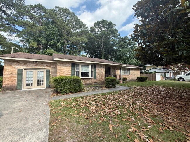 Building Photo - 209 Allendale Dr
