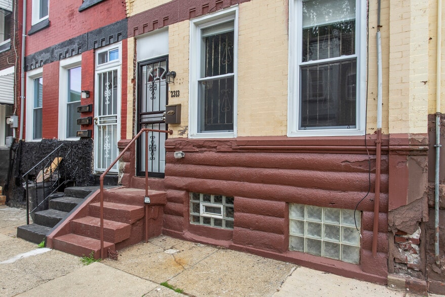 Building Photo - 2313 N Carlisle St