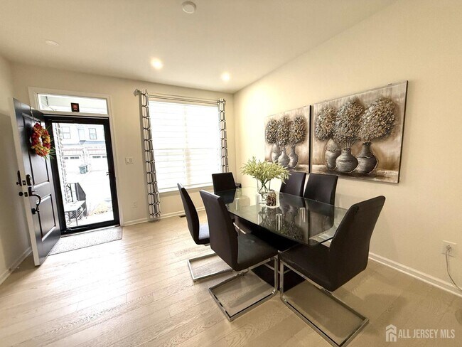 Building Photo - 21 Wisteria Ct