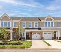 Building Photo - 135 Stegg St