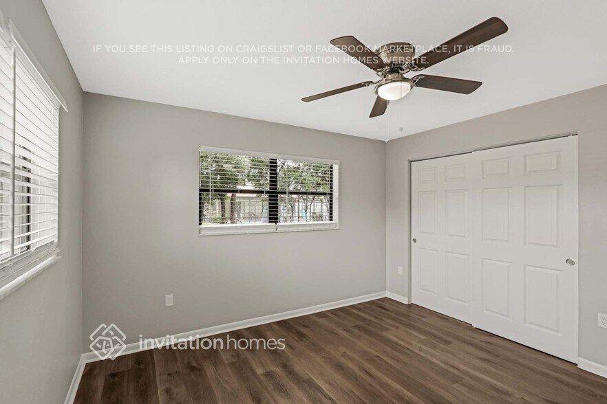 Building Photo - 10419 Keystone St