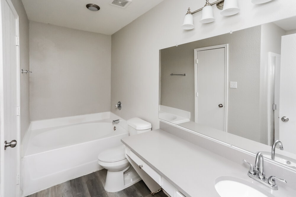 Building Photo - 1226 Misty Meadow Dr