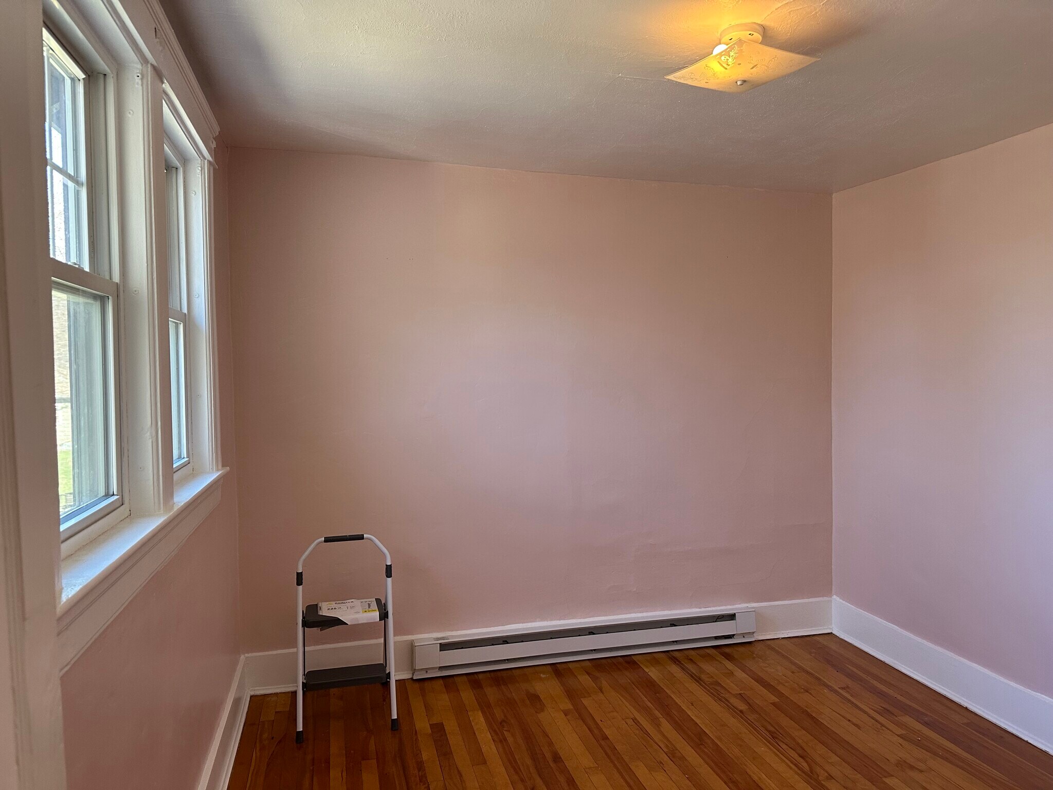 Building Photo - 8 Lamar Ave