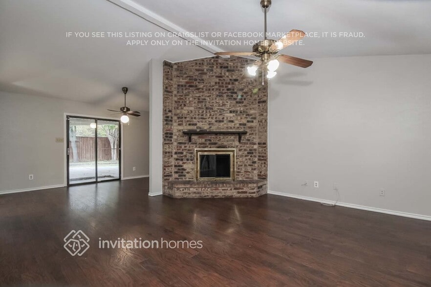 Building Photo - 1325 Clearview Dr