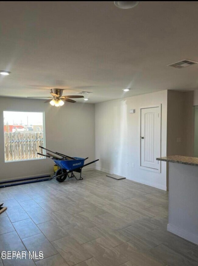 Building Photo - 140 Keeney Court