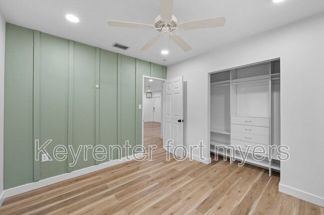 Building Photo - 236 Delray Ave