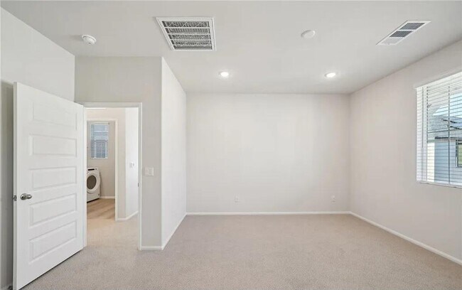 Building Photo - 40411 Via Cava