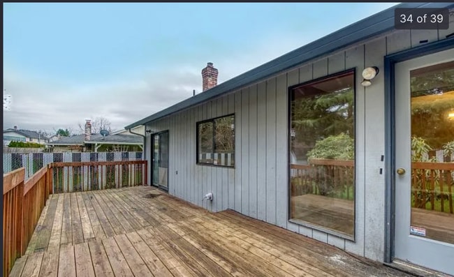 Building Photo - Felida 4 Bedroom with ADA bathroom