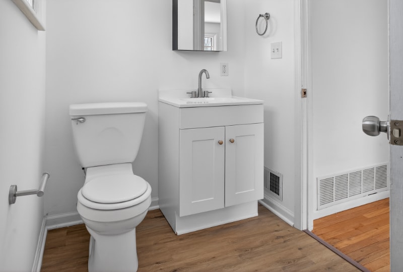 Building Photo - 2007 W 75th Pl