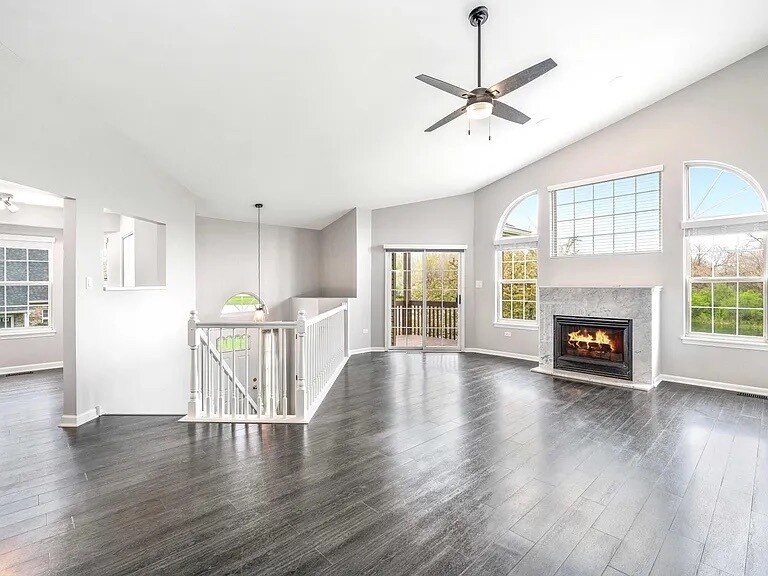 Building Photo - 13843 S Cambridge Cir