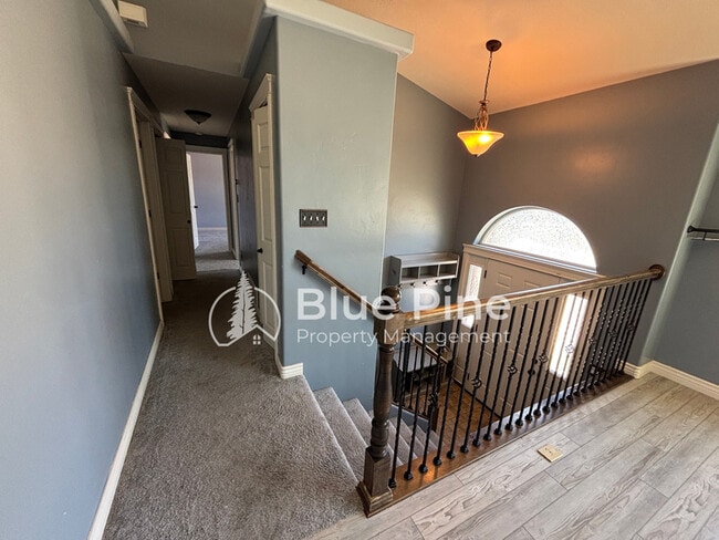 Building Photo - 4333 High Desert Dr