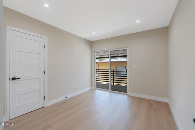Building Photo - 1206 Tamarind Ave