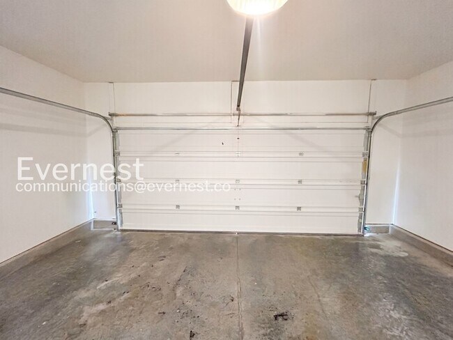 Building Photo - 3-Bed/ 2-Bath Home in Antioch/Available Now!