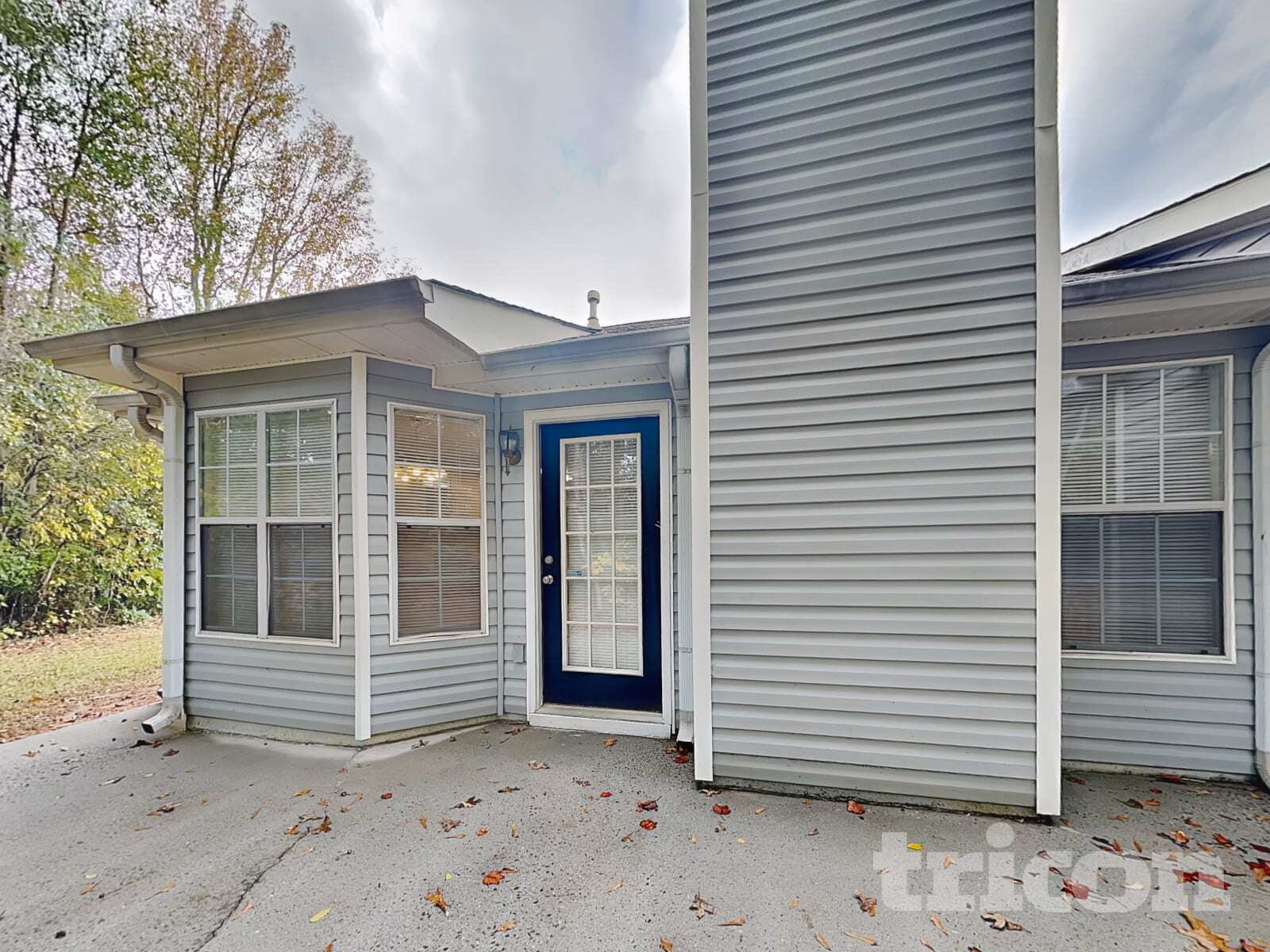 Building Photo - 10162 Commons Way